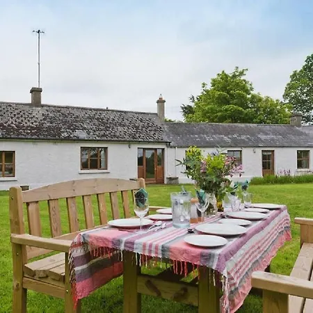 The Bunker Cottage, Baltray Tatil Evi *