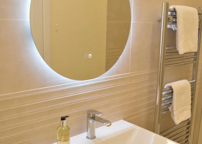 בית נופש The Bunker Cottage, Baltray דרוגדה