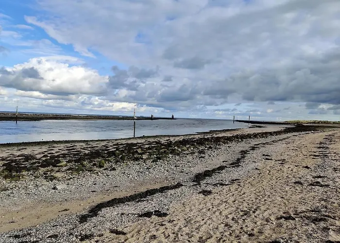 בית נופש The Bunker Cottage, Baltray